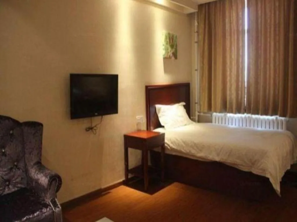 Bed in GreenTree Inn Beijing East Yizhuang District Second Kechuang Street Express Hotel