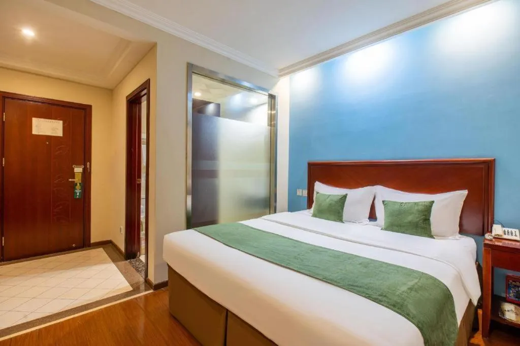 Bed in GreenTree Inn Beijing East Yizhuang District Second Kechuang Street Express Hotel