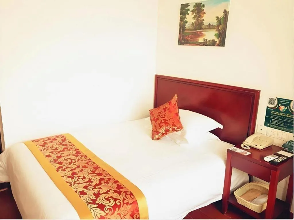 Bed in GreenTree Inn Beijing Capital Airport New International Exhibition Center Express Hotel