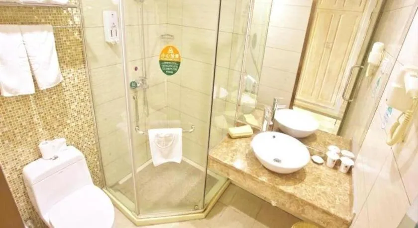GreenTree Inn Huzhou South Street Chaoyin Bridge Business Hotel