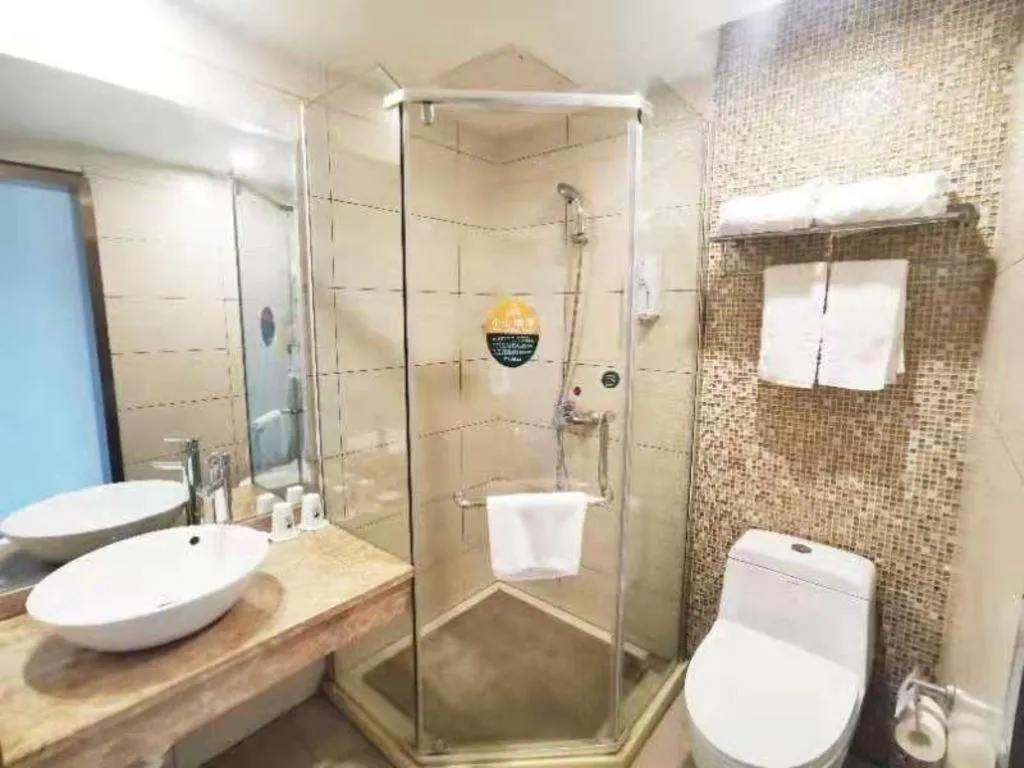 GreenTree Inn Huzhou South Street Chaoyin Bridge Business Hotel