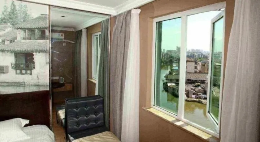 GreenTree Inn Huzhou South Street Chaoyin Bridge Business Hotel