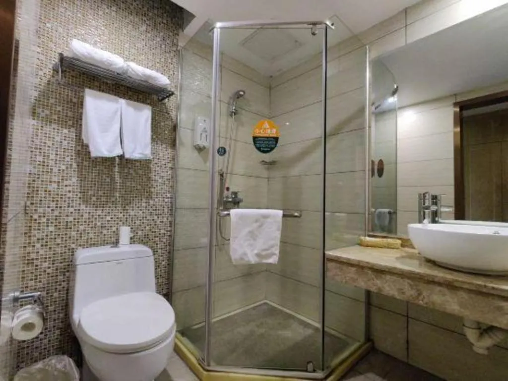 GreenTree Inn Huzhou South Street Chaoyin Bridge Business Hotel