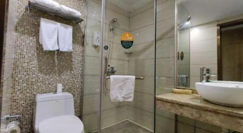GreenTree Inn Huzhou South Street Chaoyin Bridge Business Hotel
