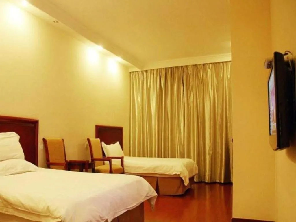 Bed in GreenTree Inn Jiangsu Suzhou Shi Road North Tongjing Road Subway Station Express Hotel