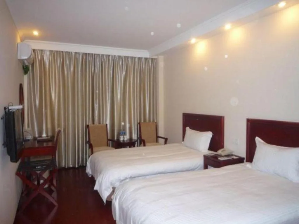 Bed in GreenTree Inn Jiangsu Suzhou Shi Road North Tongjing Road Subway Station Express Hotel
