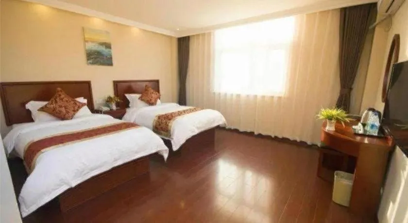 Bed in GreenTree Inn Jiangsu Suzhou Shi Road North Tongjing Road Subway Station Express Hotel