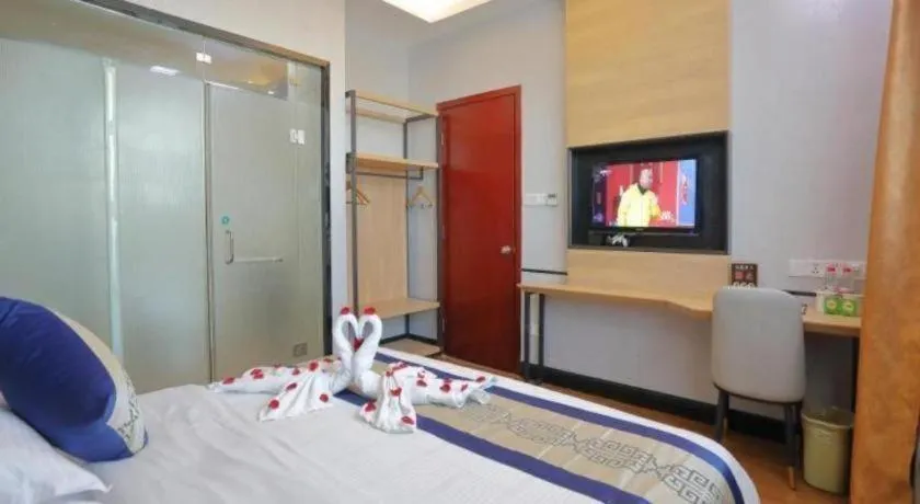 Bed in GreenTree Inn Jieyang North Linjiang Road Express Hotel