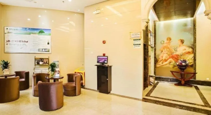 GreenTree Inn Jieyang North Linjiang Road Express Hotel