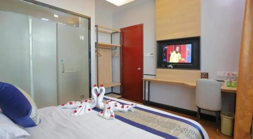 Bed in GreenTree Inn Jieyang North Linjiang Road Express Hotel