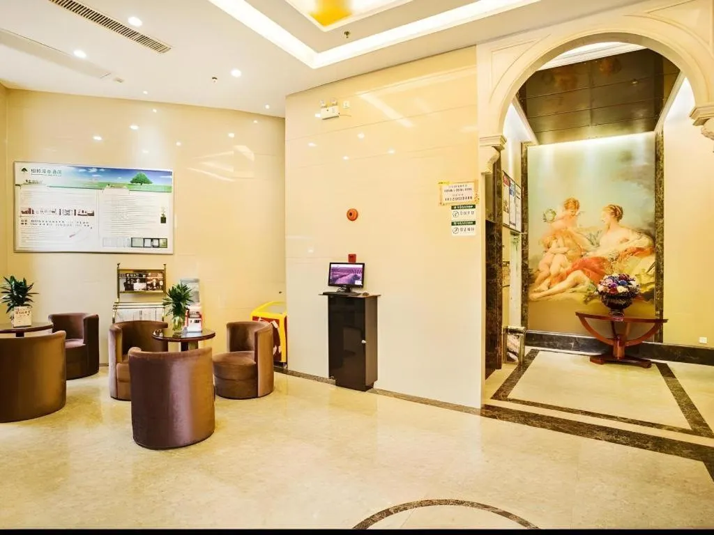 GreenTree Inn Jieyang North Linjiang Road Express Hotel