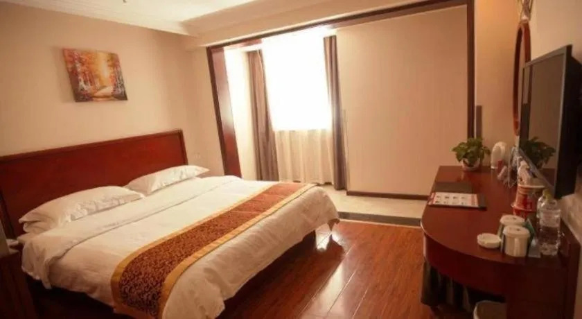 Bed in GreenTree Inn Lianyungang Guanyun Bus Station Zhenxing Garden Express Hotel