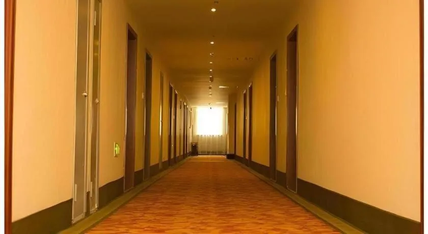 GreenTree Inn Lianyungang Guanyun Bus Station Zhenxing Garden Express Hotel