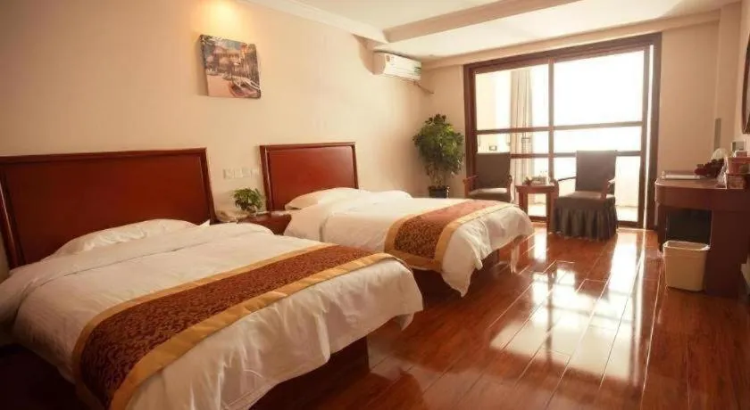 Bed in GreenTree Inn Lianyungang Guanyun Bus Station Zhenxing Garden Express Hotel