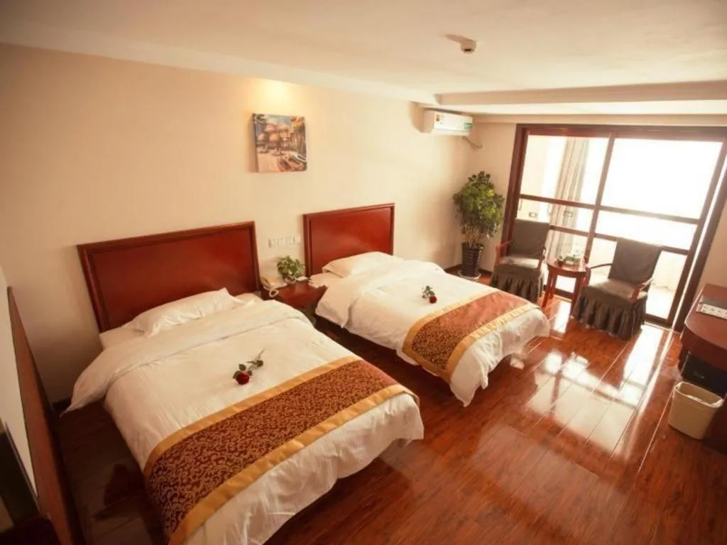 Bed in GreenTree Inn Lianyungang Guanyun Bus Station Zhenxing Garden Express Hotel