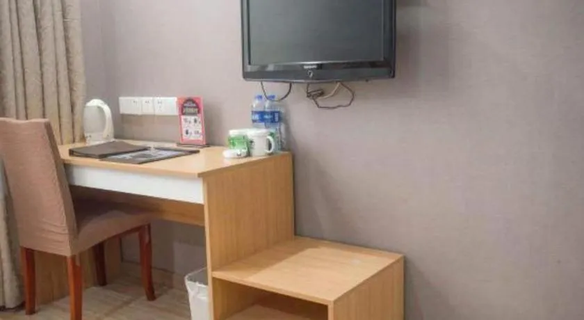 GreenTree Inn Zhejiang Ningbo Exhibition and Convention Center Bus East Station Express Hotel