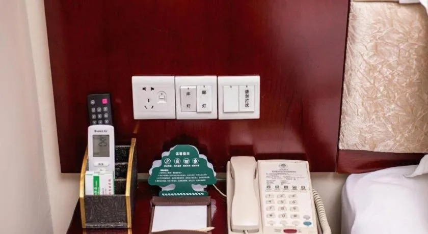 GreenTree Inn Guangzhou Baiyun International Airport Huaxi Road Express Hotel