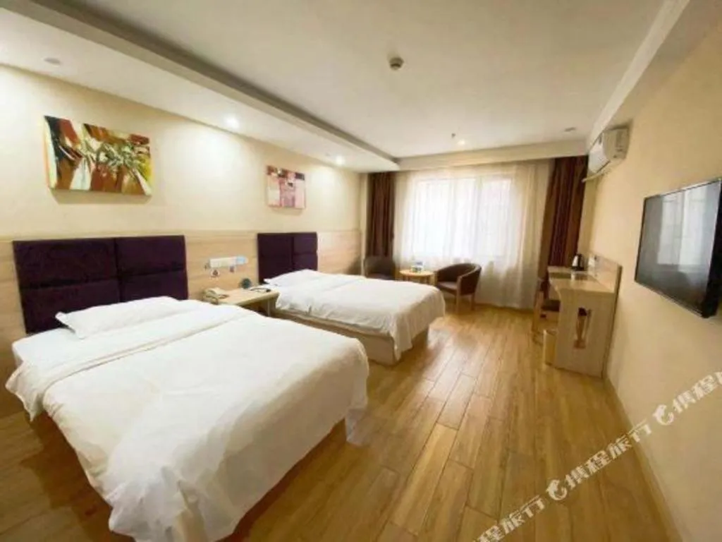 Bed in GreenTree Inn ShangHai KangQiao Industrial Zone JinXiu Road Business Hotel