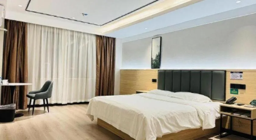 Bed in GreenTree Inn ShangHai KangQiao Industrial Zone JinXiu Road Business Hotel
