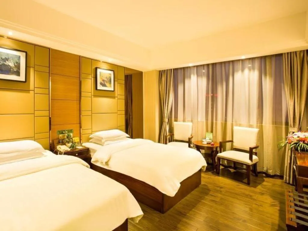 Bed in GreenTree Inn GuangDong JieYang Bus Terminal Station RongHua Avenue Business Hotel