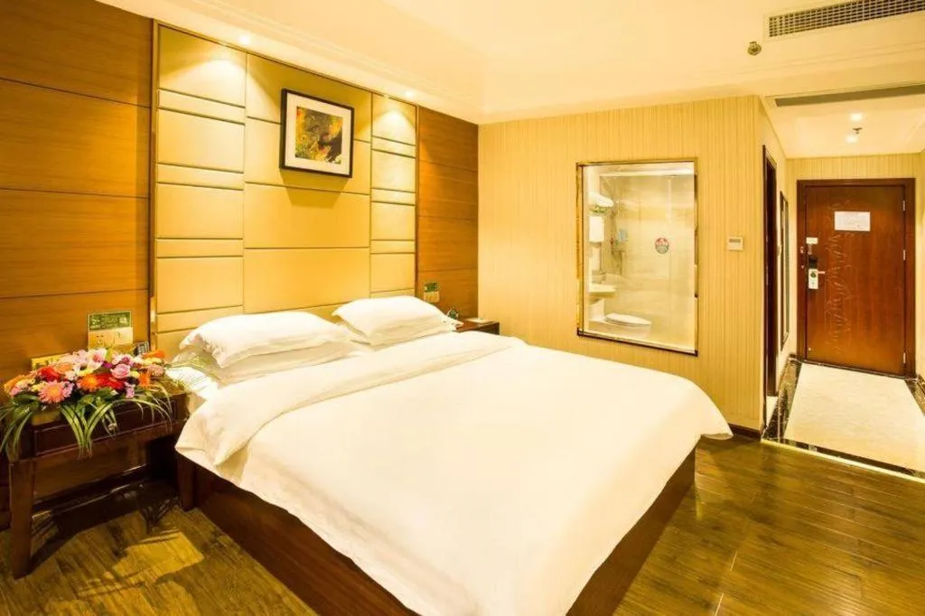 Bed in GreenTree Inn GuangDong JieYang Bus Terminal Station RongHua Avenue Business Hotel