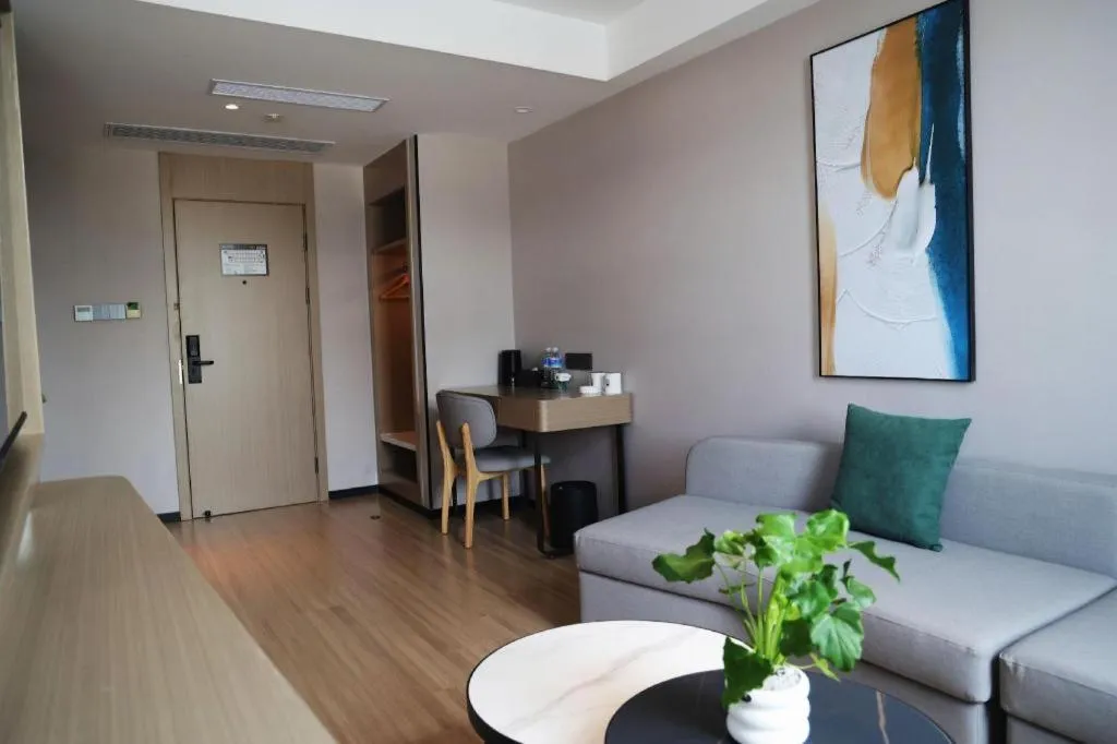GreenTree Inn Suzhou Industrial Zone Yangcheng Lake Weiting Mong Kok Express Hotel