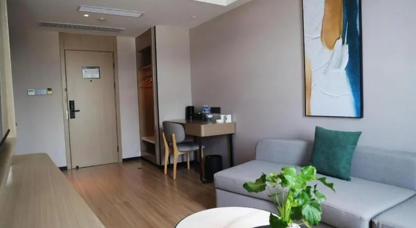 GreenTree Inn Suzhou Industrial Zone Yangcheng Lake Weiting Mong Kok Express Hotel