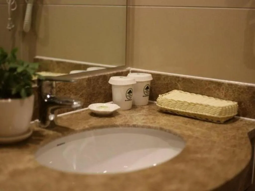 GreenTree Inn Suzhou Industrial Zone Yangcheng Lake Weiting Mong Kok Express Hotel