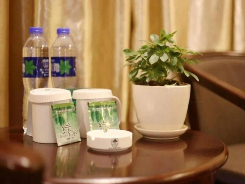 GreenTree Inn Suzhou Industrial Zone Yangcheng Lake Weiting Mong Kok Express Hotel