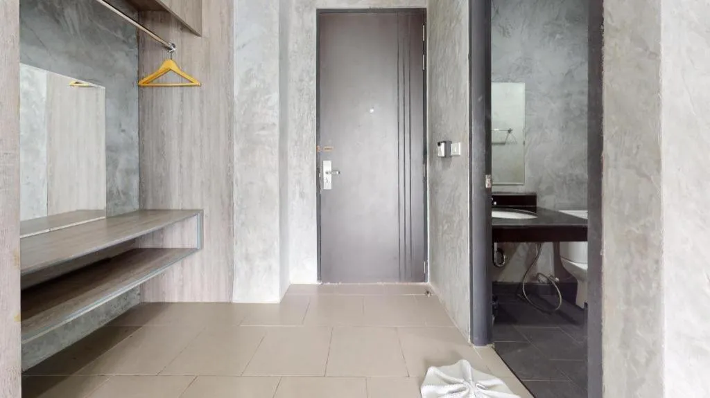 Bed in The Peak Boutique Hotel