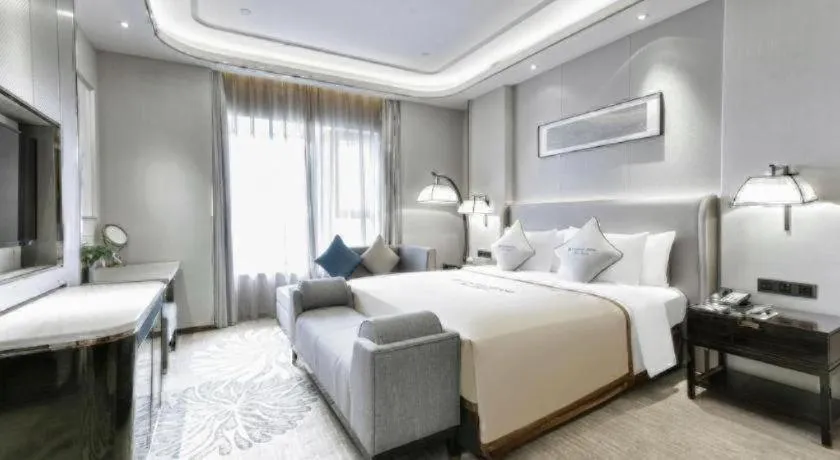Bed in Wyndham Grand Plaza Royale Huayu Chongqing