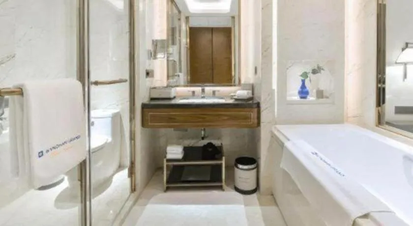 Bed in Wyndham Grand Plaza Royale Huayu Chongqing