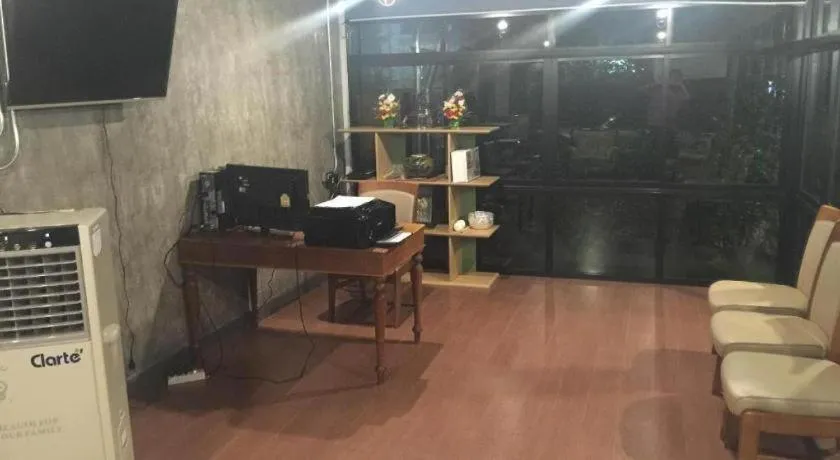 One Beat Vintage&Bistro