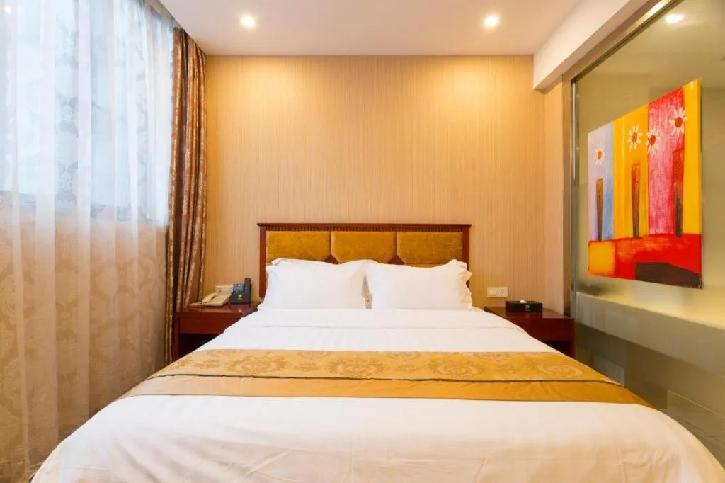 Bed in Junlai Hotel Pudong Airport Shanghai