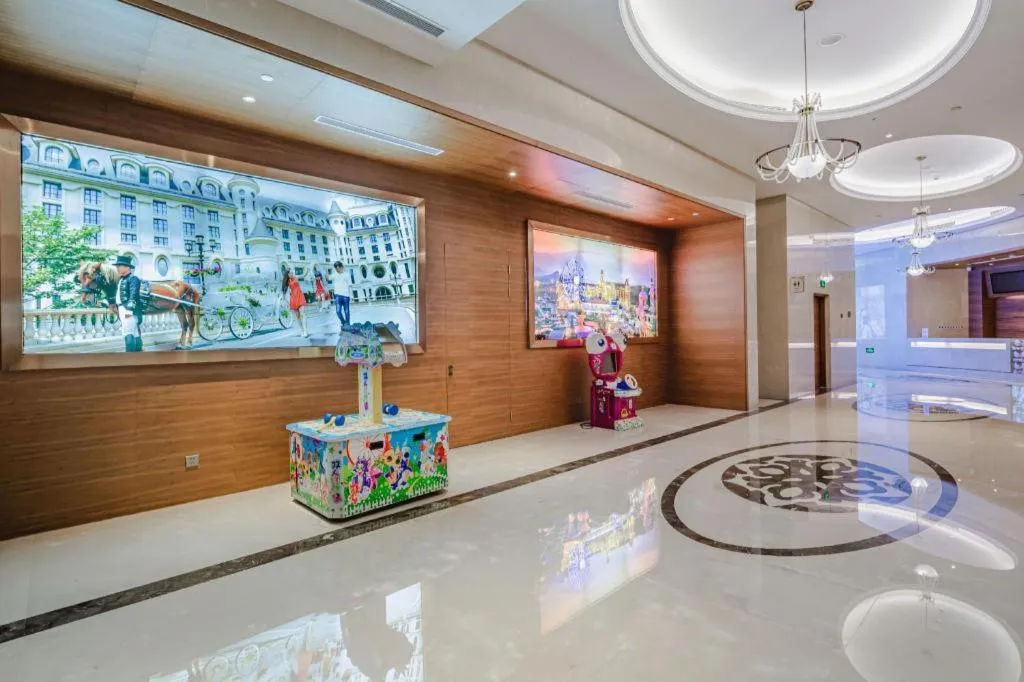 Yin Run Jin Jiang Castle Hotel