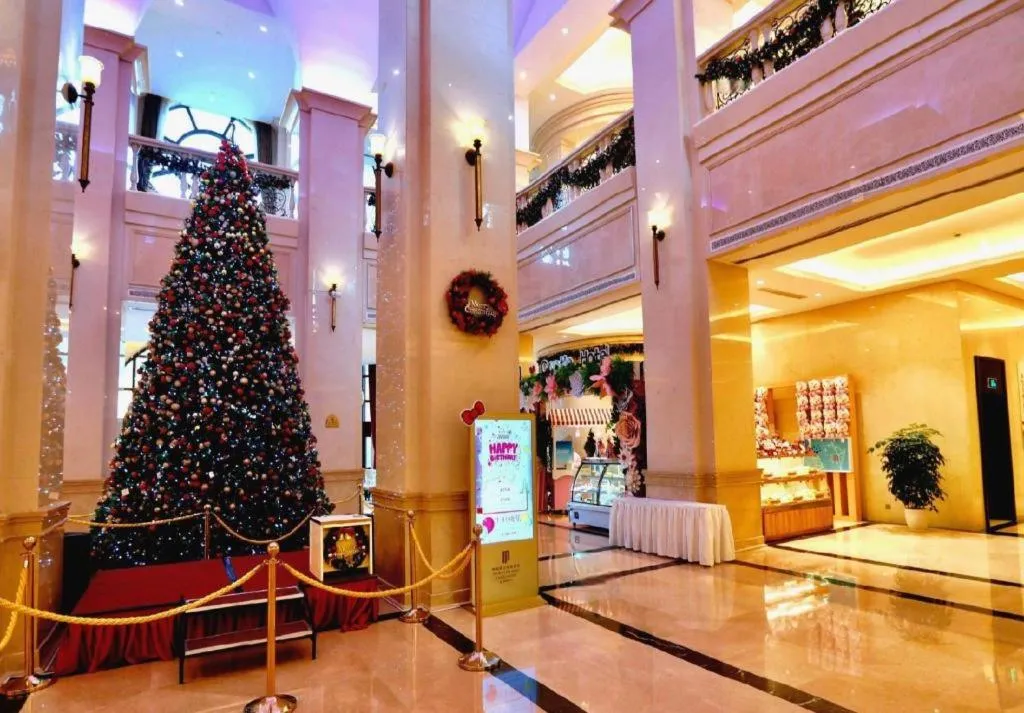 Yin Run Jin Jiang Castle Hotel