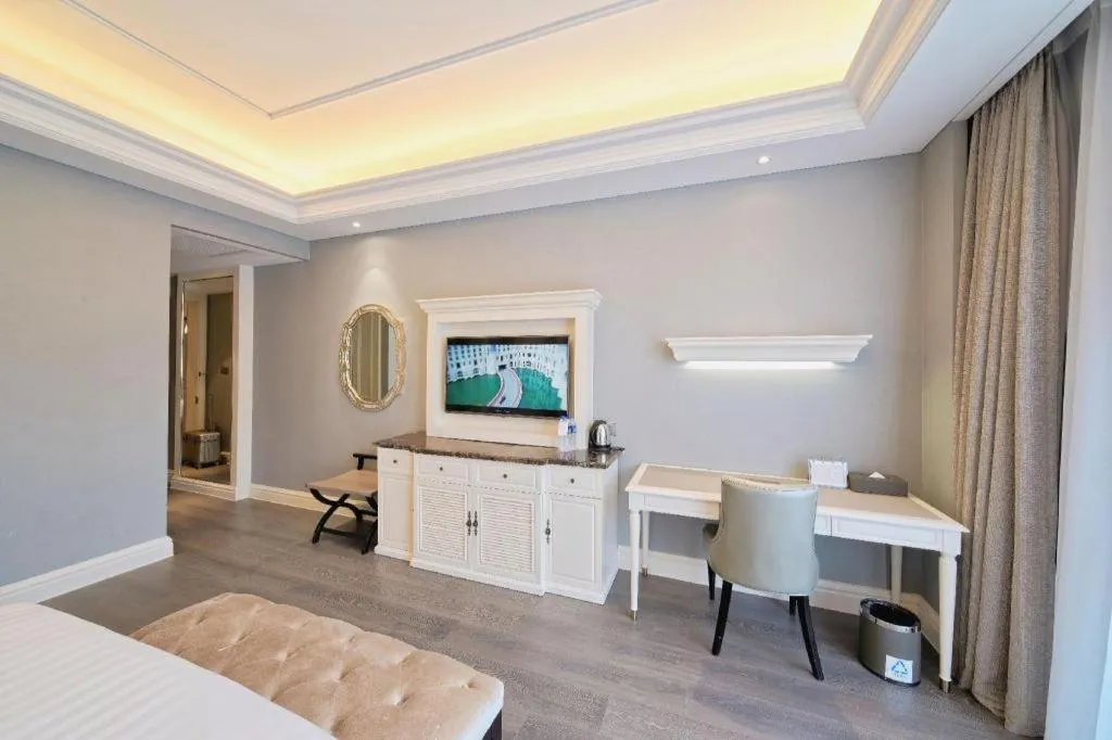 Bed in Yin Run Jin Jiang Castle Hotel