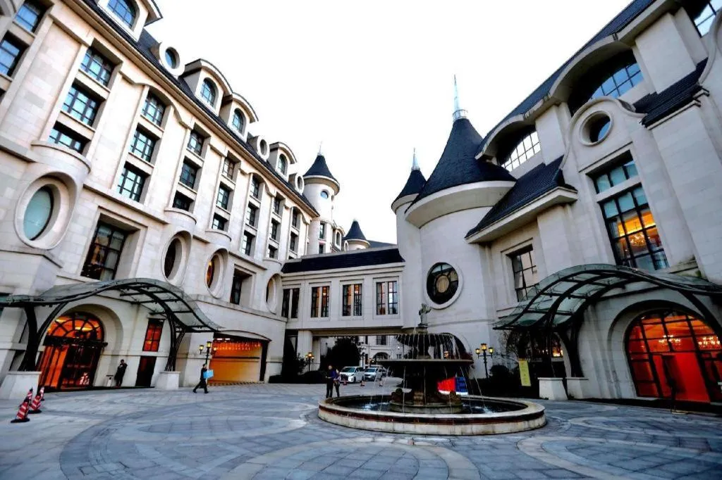 Yin Run Jin Jiang Castle Hotel