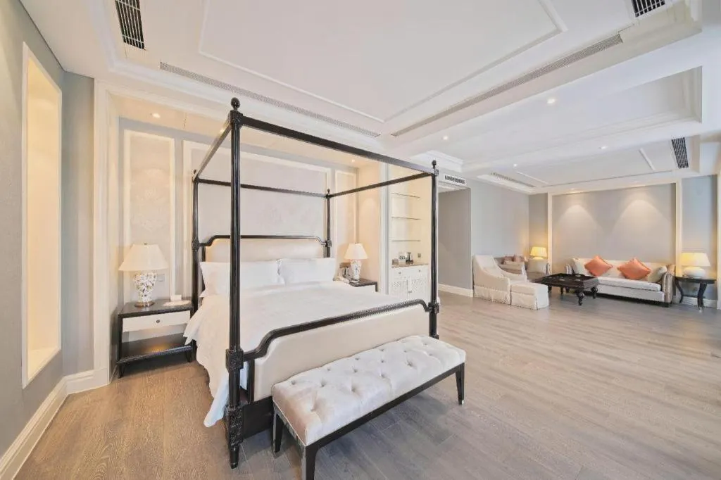 Bed in Yin Run Jin Jiang Castle Hotel