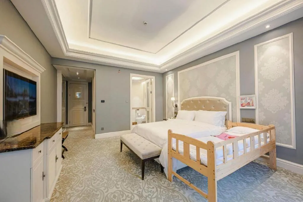 Bed in Yin Run Jin Jiang Castle Hotel