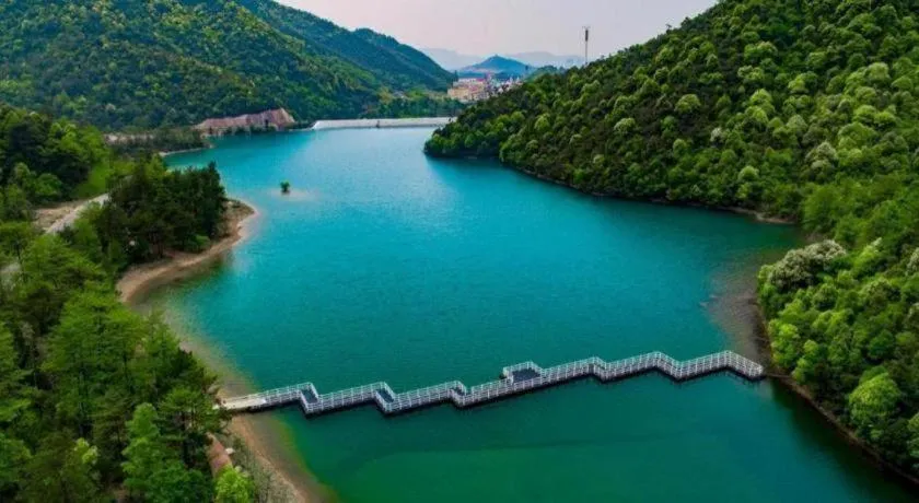 Yin Run Jin Jiang Castle Hotel