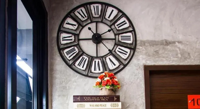 Journey Hostel Surat