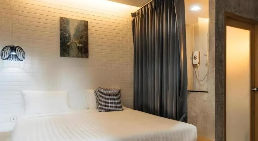 Bed in Journey Hostel Surat