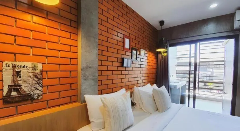 Bed in Journey Hostel Surat