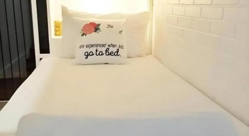 Bed in Journey Hostel Surat