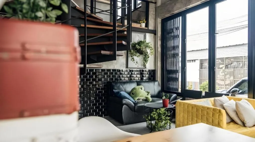 Journey Hostel Surat