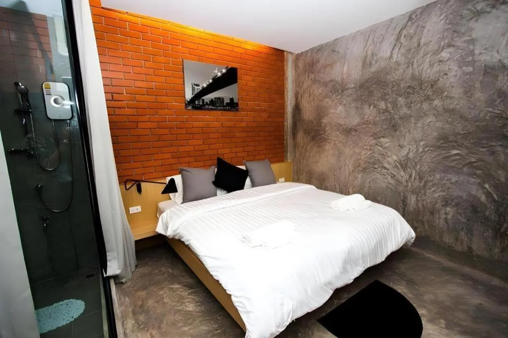 Bed in Journey Hostel Surat