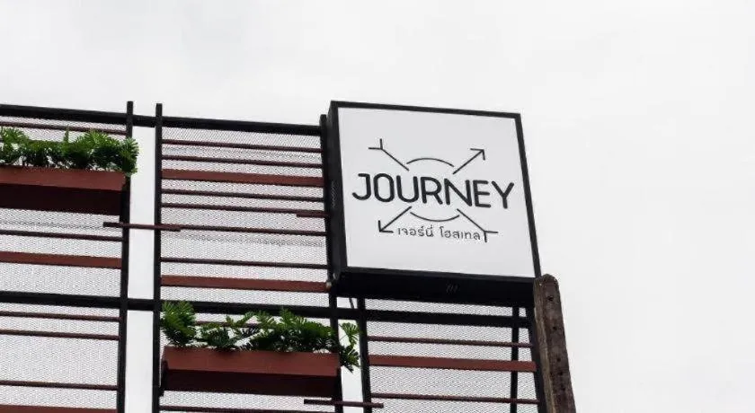 Journey Hostel Surat
