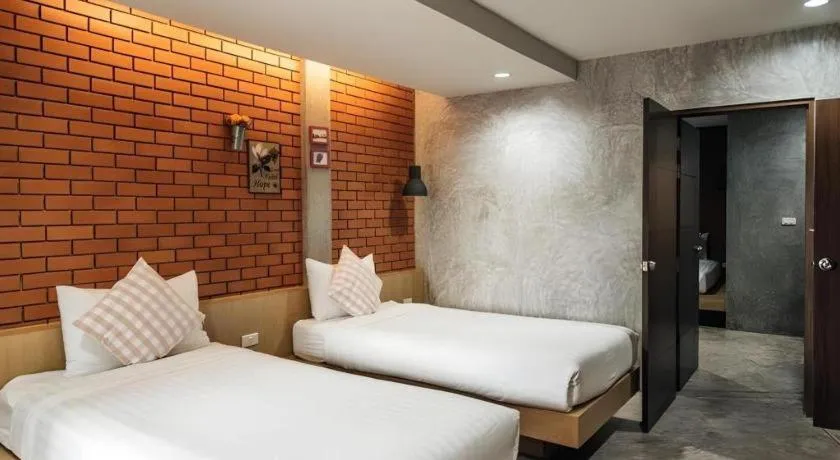 Bed in Journey Hostel Surat