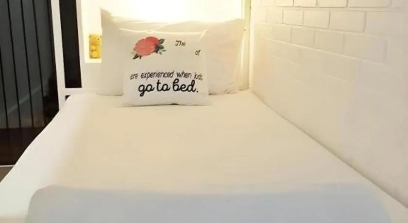 Bed in Journey Hostel Surat